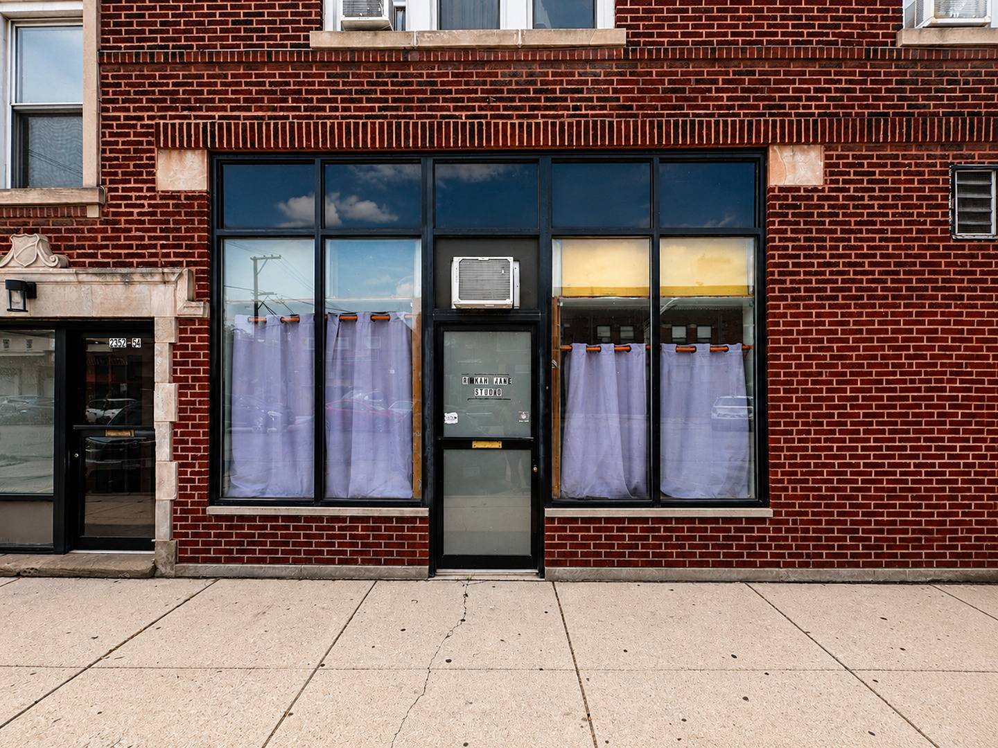 2354 N Saint Louis AVE, Chicago, IL 60647