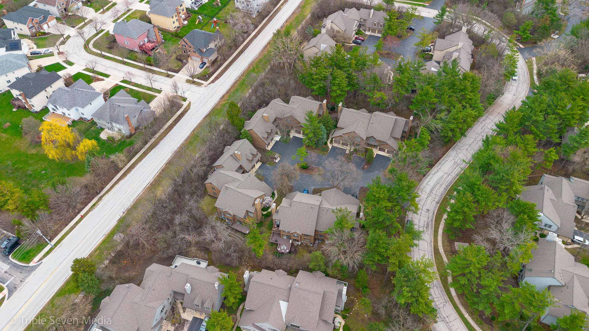 1120 Ponderosa CT, Darien, IL 60561