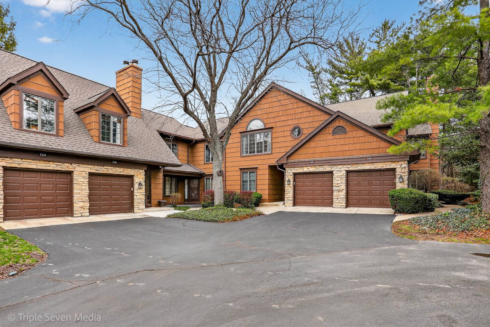 1120 Ponderosa CT, Darien, IL 60561