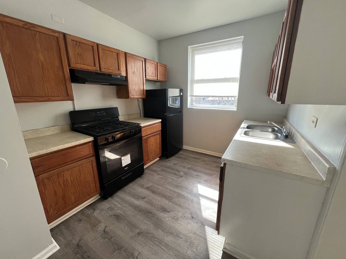 2047 E 68th ST #3W, Chicago, IL 60649