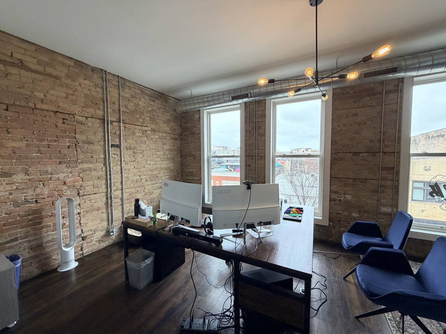 1360 N Milwaukee AVE, Chicago, IL 60622
