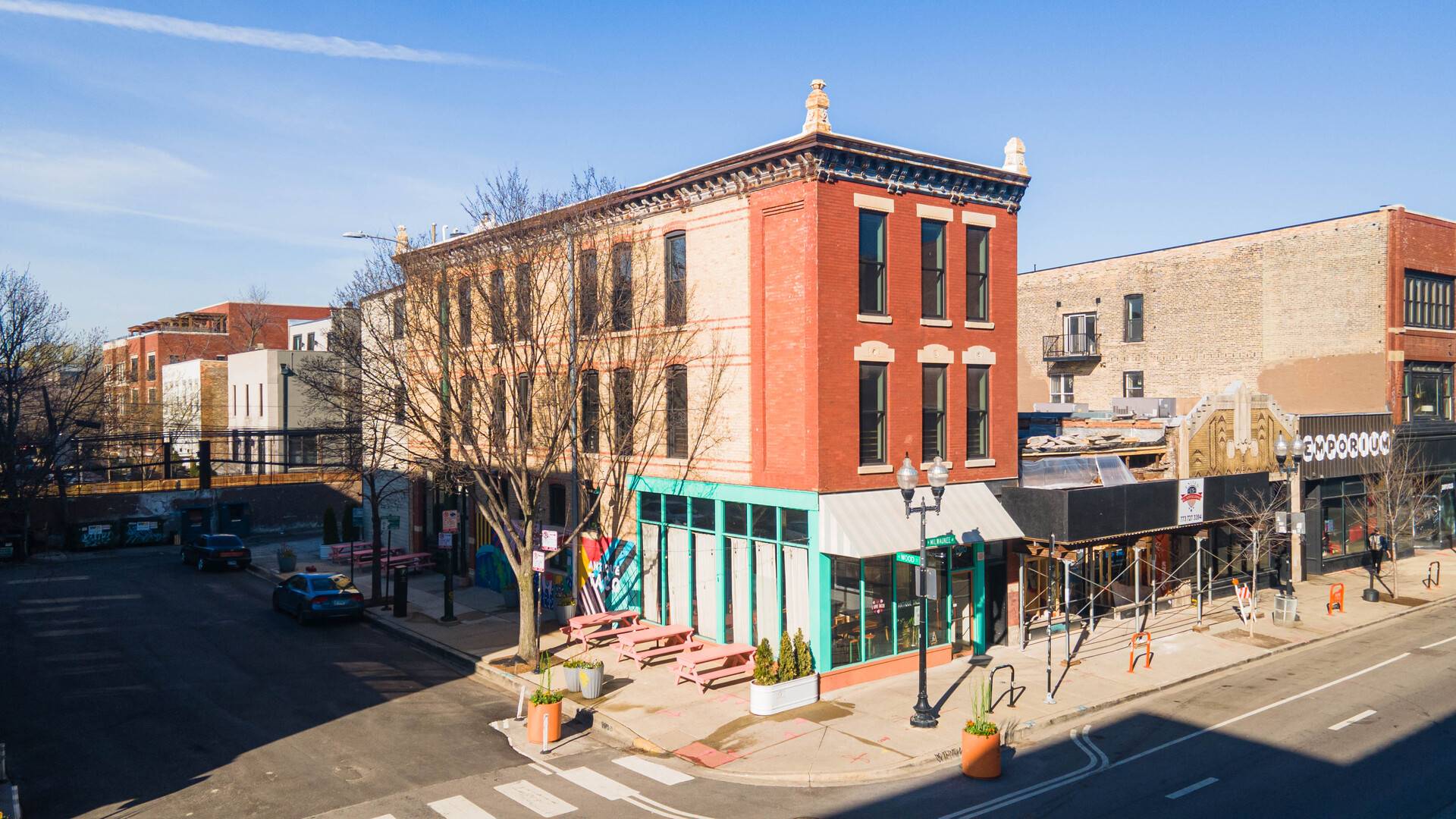 1360 N Milwaukee AVE, Chicago, IL 60622