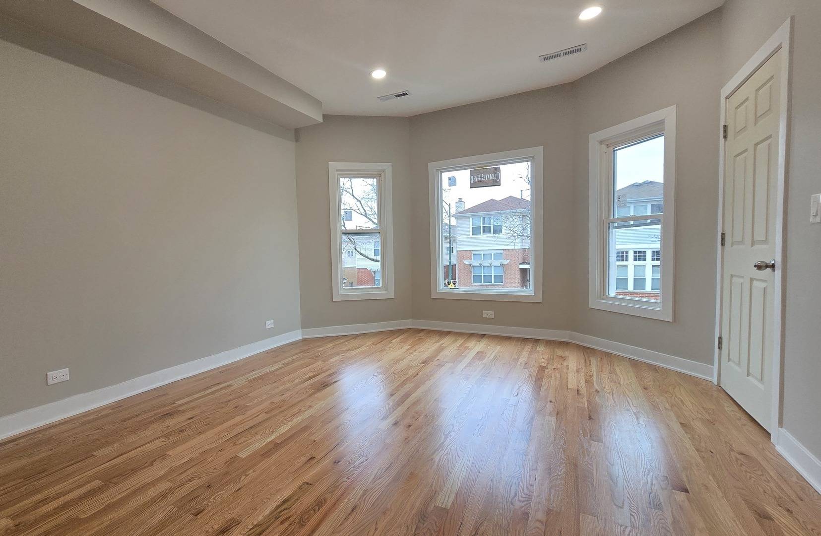 3516 W Polk ST, Chicago, IL 60624