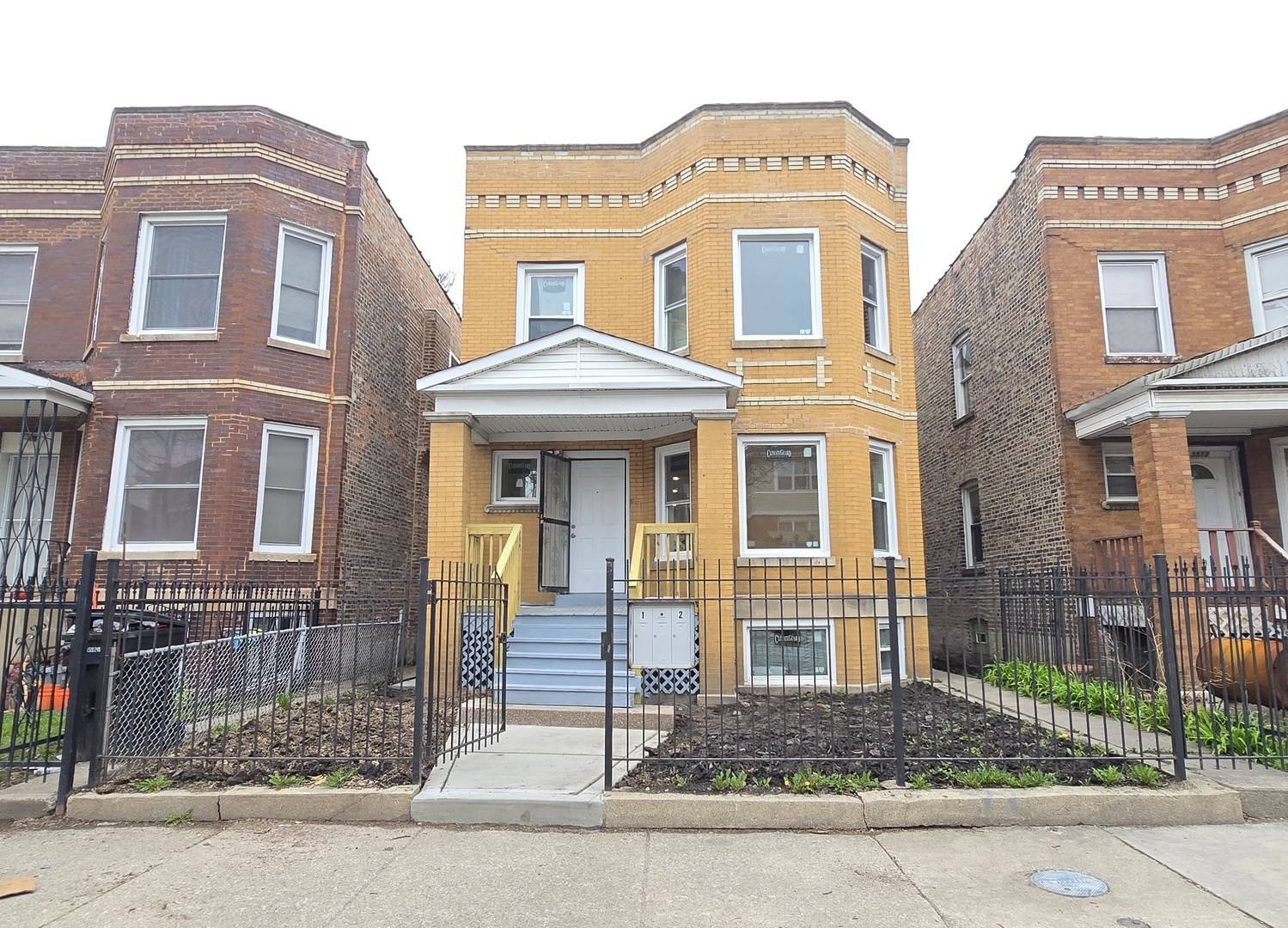 3516 W Polk ST, Chicago, IL 60624