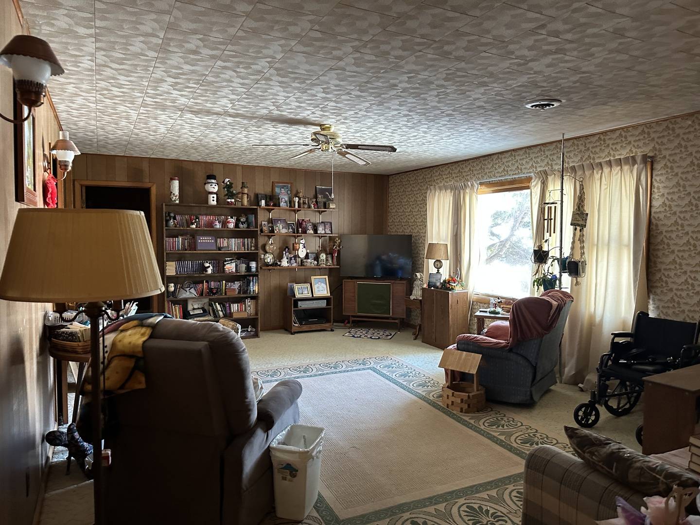 2999 Hartman RD, Chadwick, IL 61014