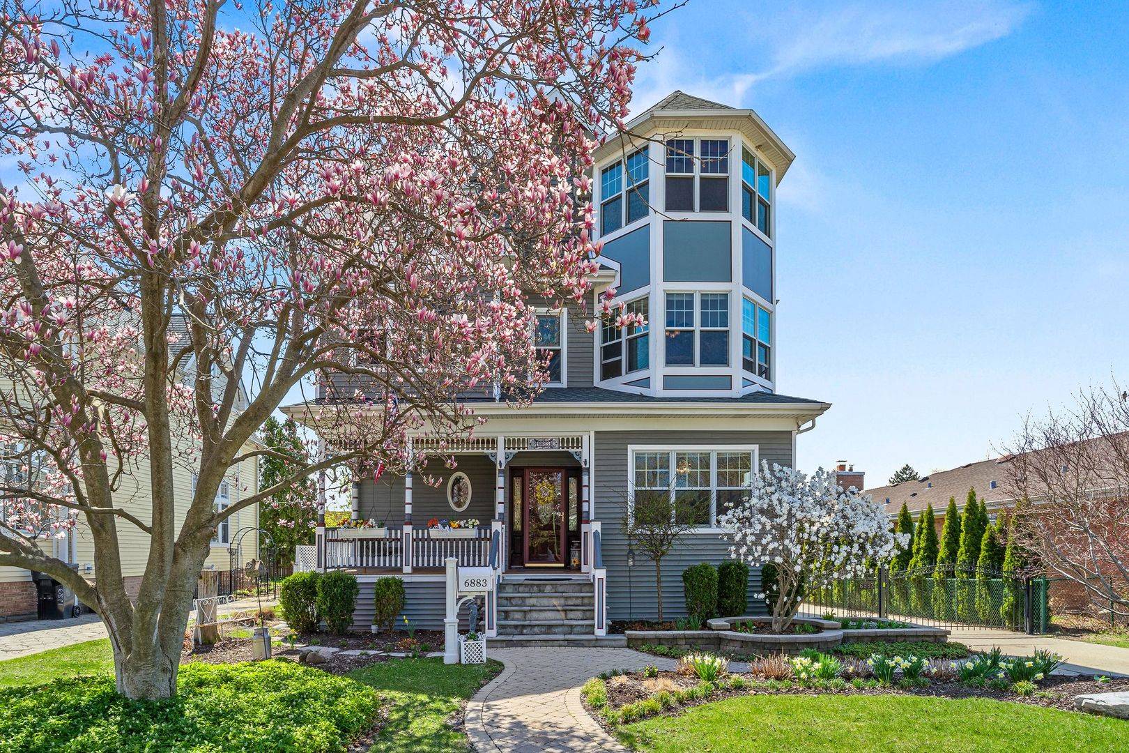 6883 W Hobart AVE, Chicago, IL 60631