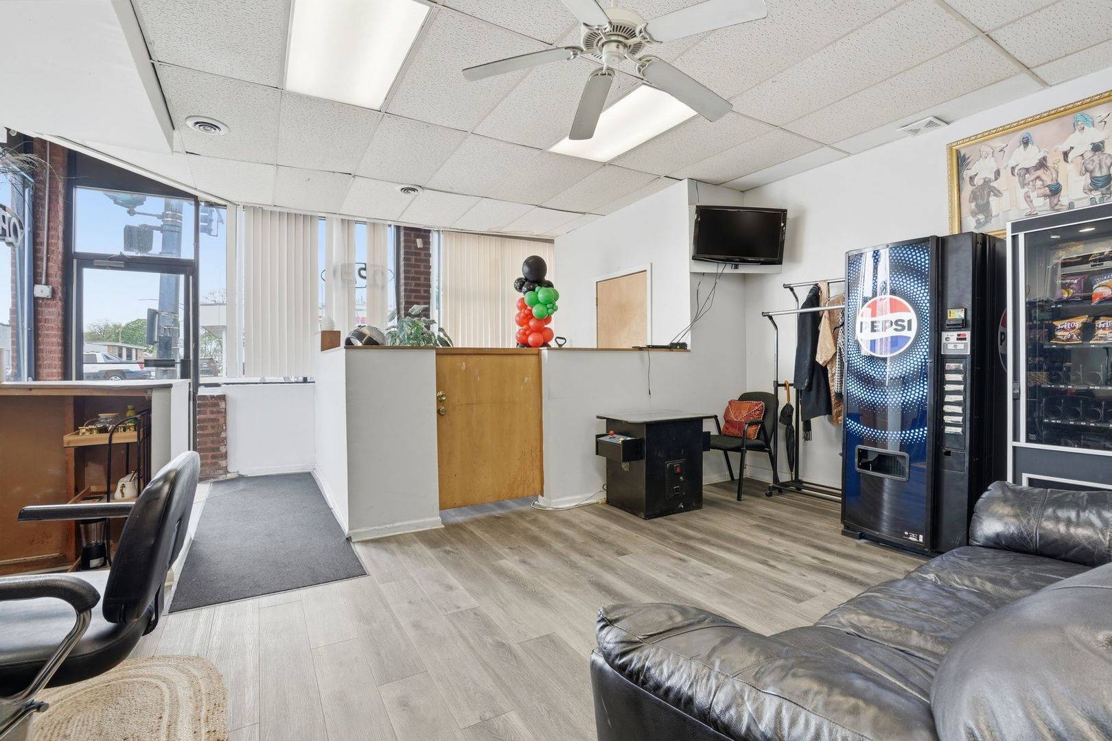 7359 S Western AVE, Chicago, IL 60636