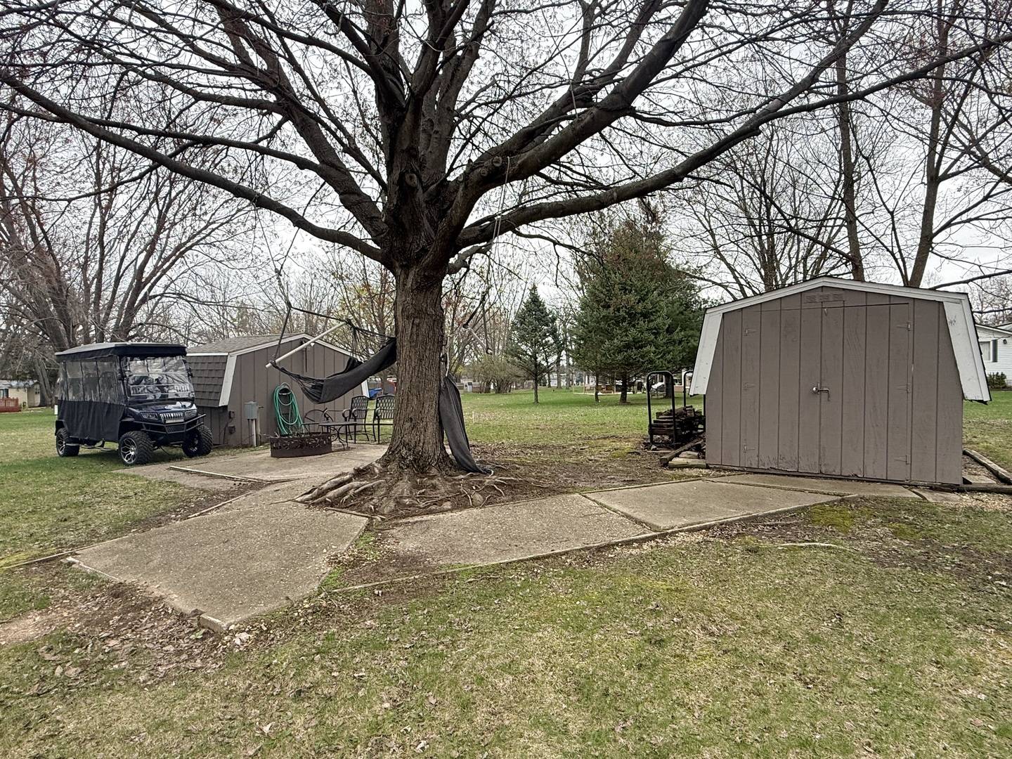 24-28/29 Woodhaven Lakes, Sublette, IL 61367