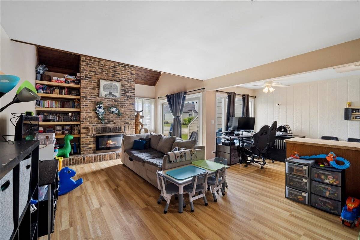 3309 Beacon ST #62, North Chicago, IL 60064