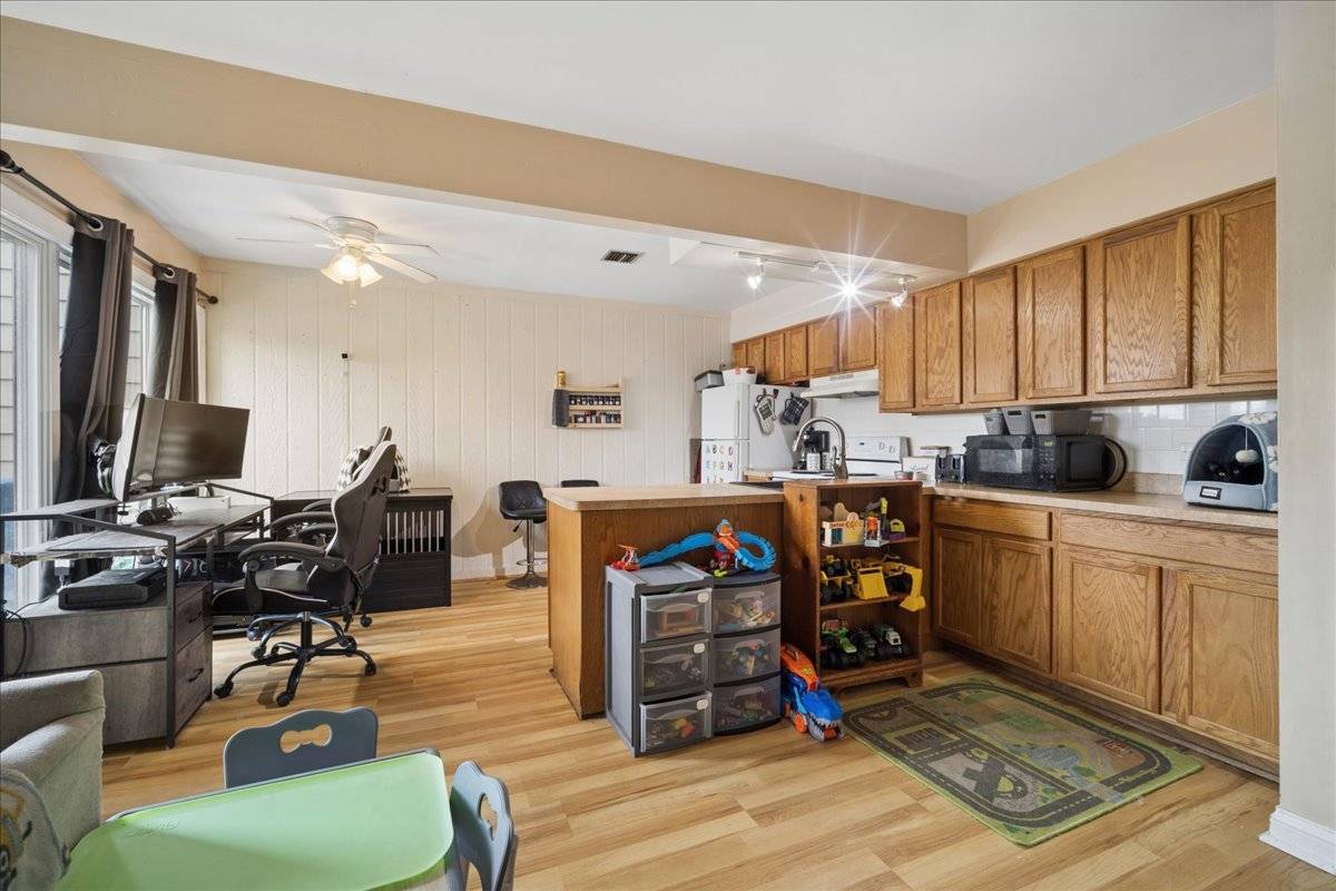 3309 Beacon ST #62, North Chicago, IL 60064