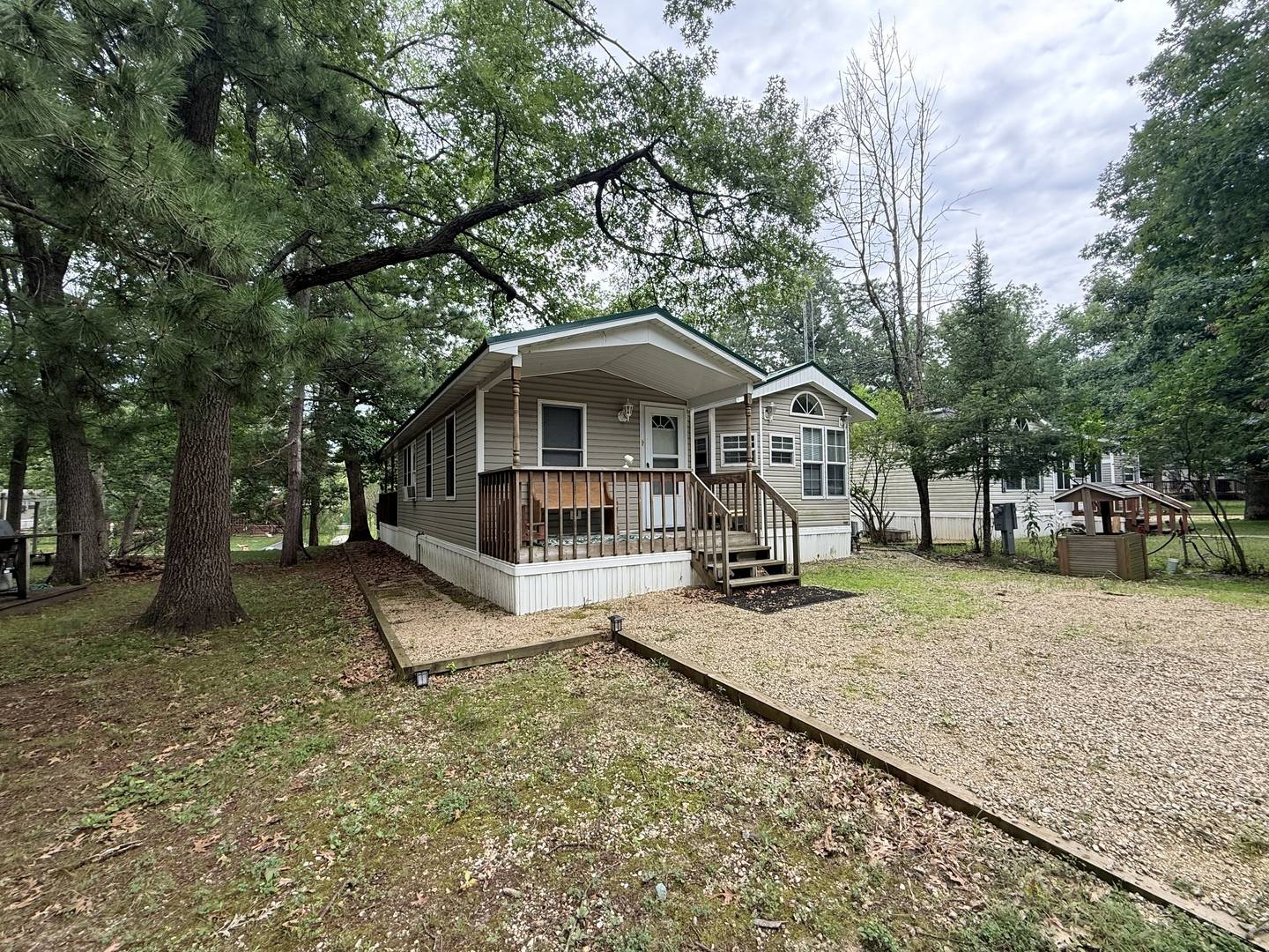 3-93 Woodhaven Lakes, Sublette, IL 61367