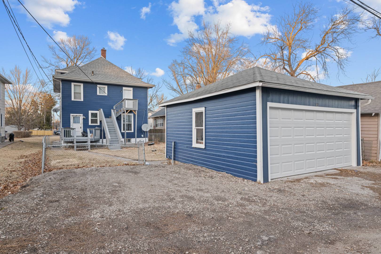 211 E Dover CT, Davenport, IA 52803