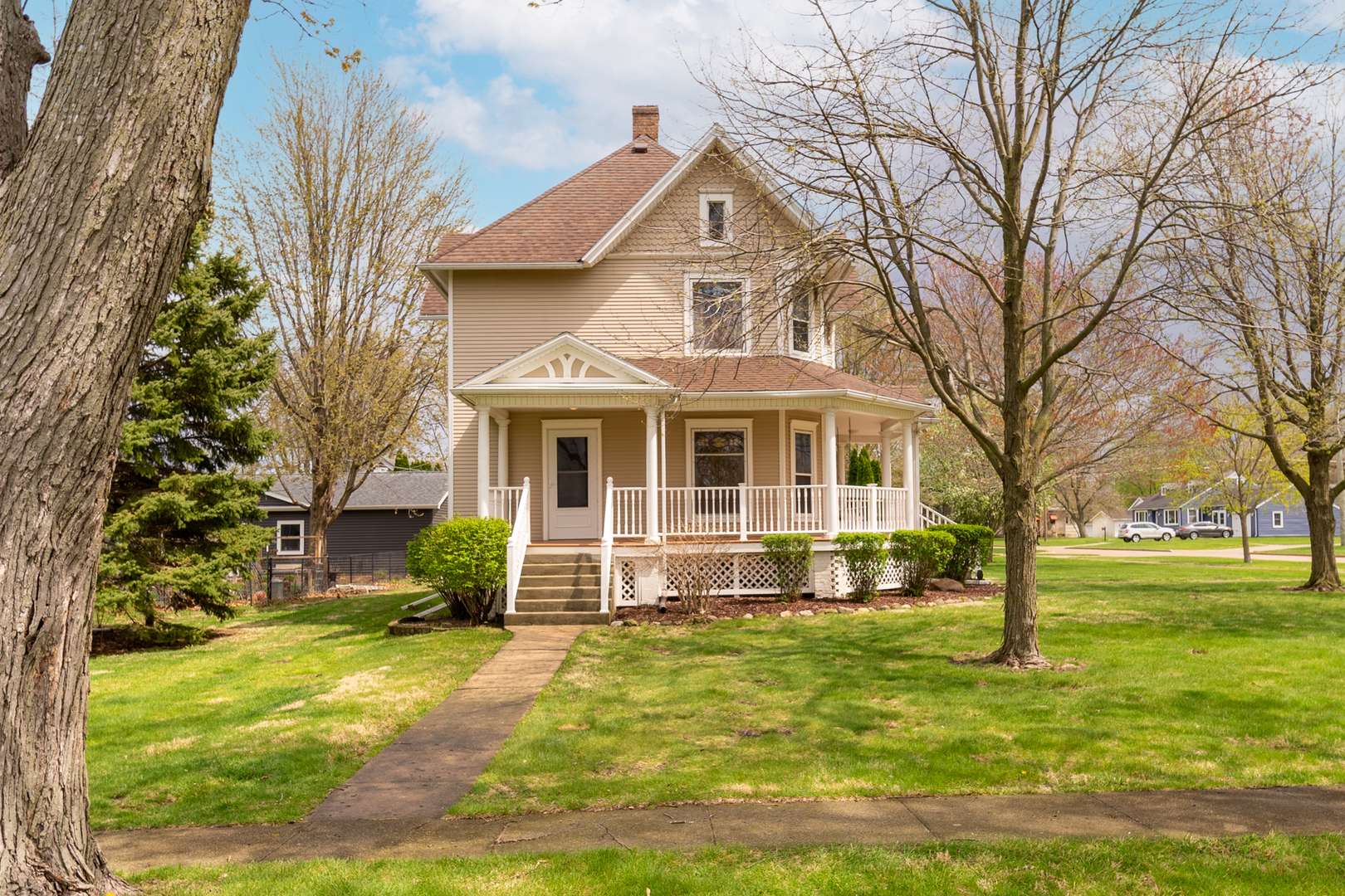 408 W First North ST, Wenona, IL 61377