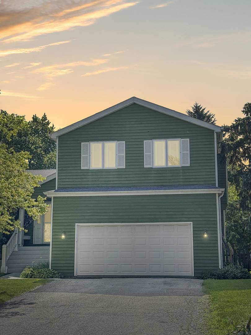 6 Crows Nest CT, Third Lake, IL 60030