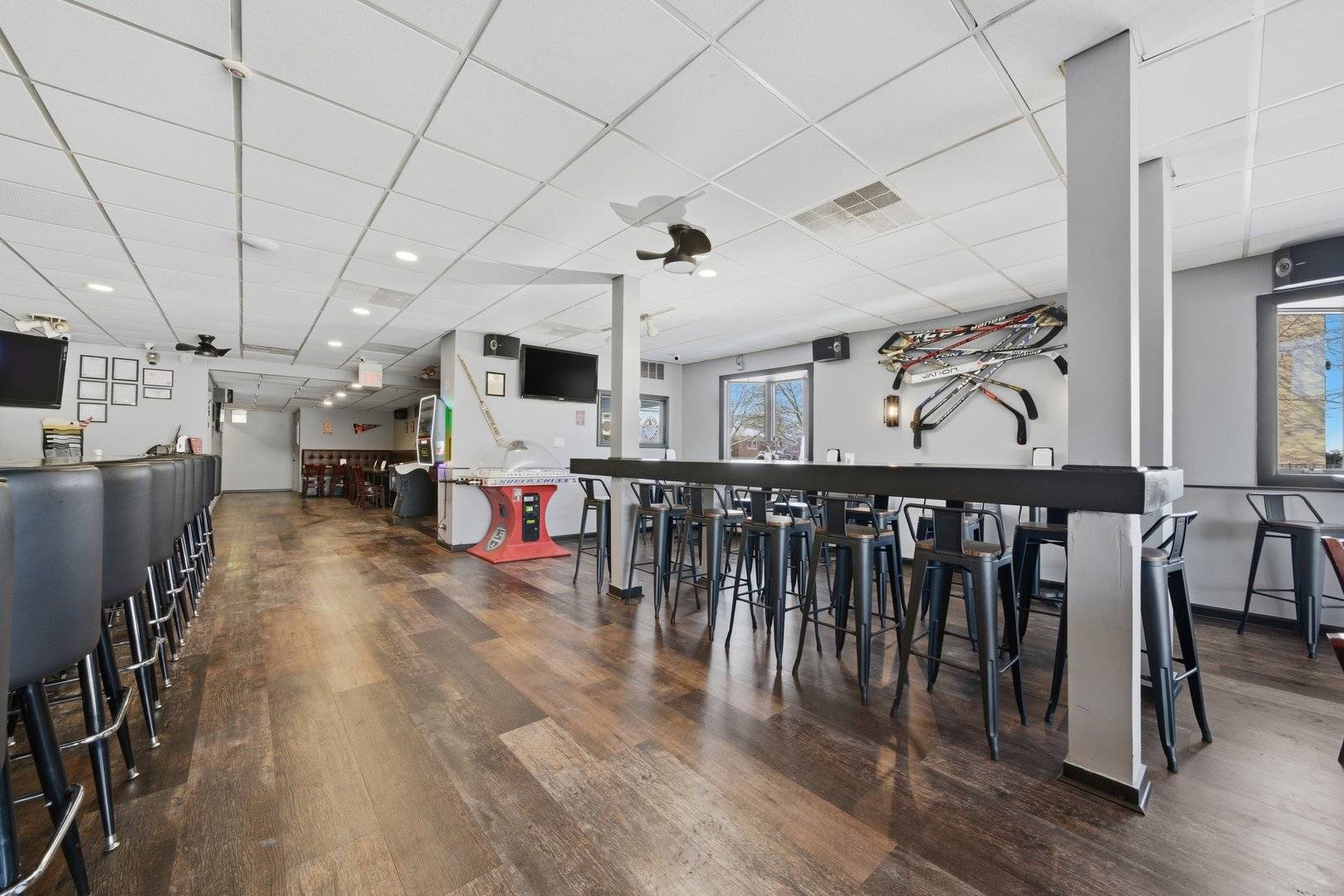 7455 W Irving Park RD, Chicago, IL 60634