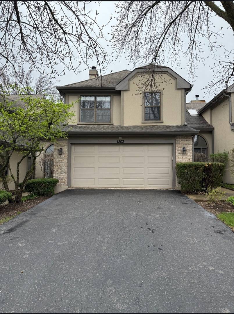 1203 Hobson Oaks DR, Naperville, IL 60540