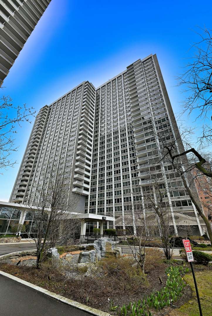 4250 N MARINE DR #1731, Chicago, IL 60613