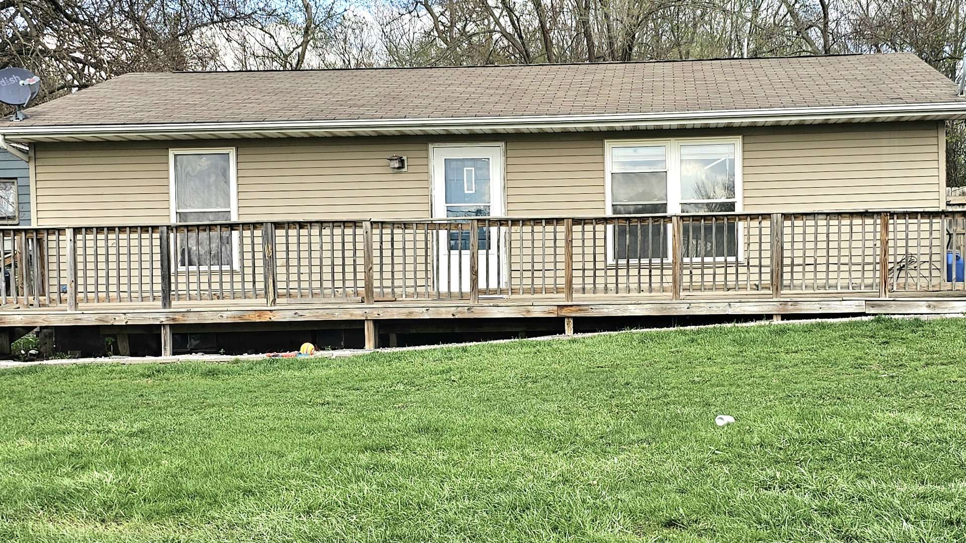1100 S Lincoln AVE, Dixon, IL 61021