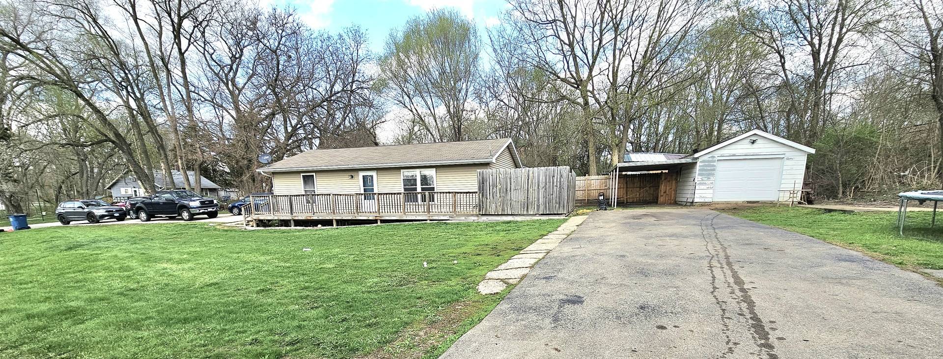 1100 S Lincoln AVE, Dixon, IL 61021