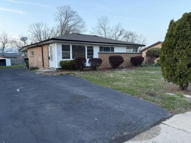 3036 Sussex AVE, Markham, IL 60428