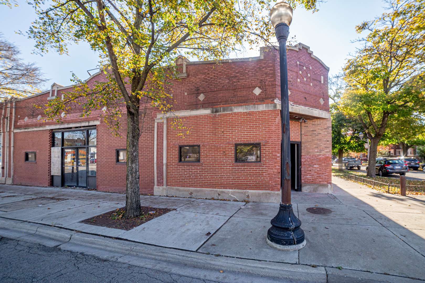 1423 W 79th ST, Chicago, IL 60620