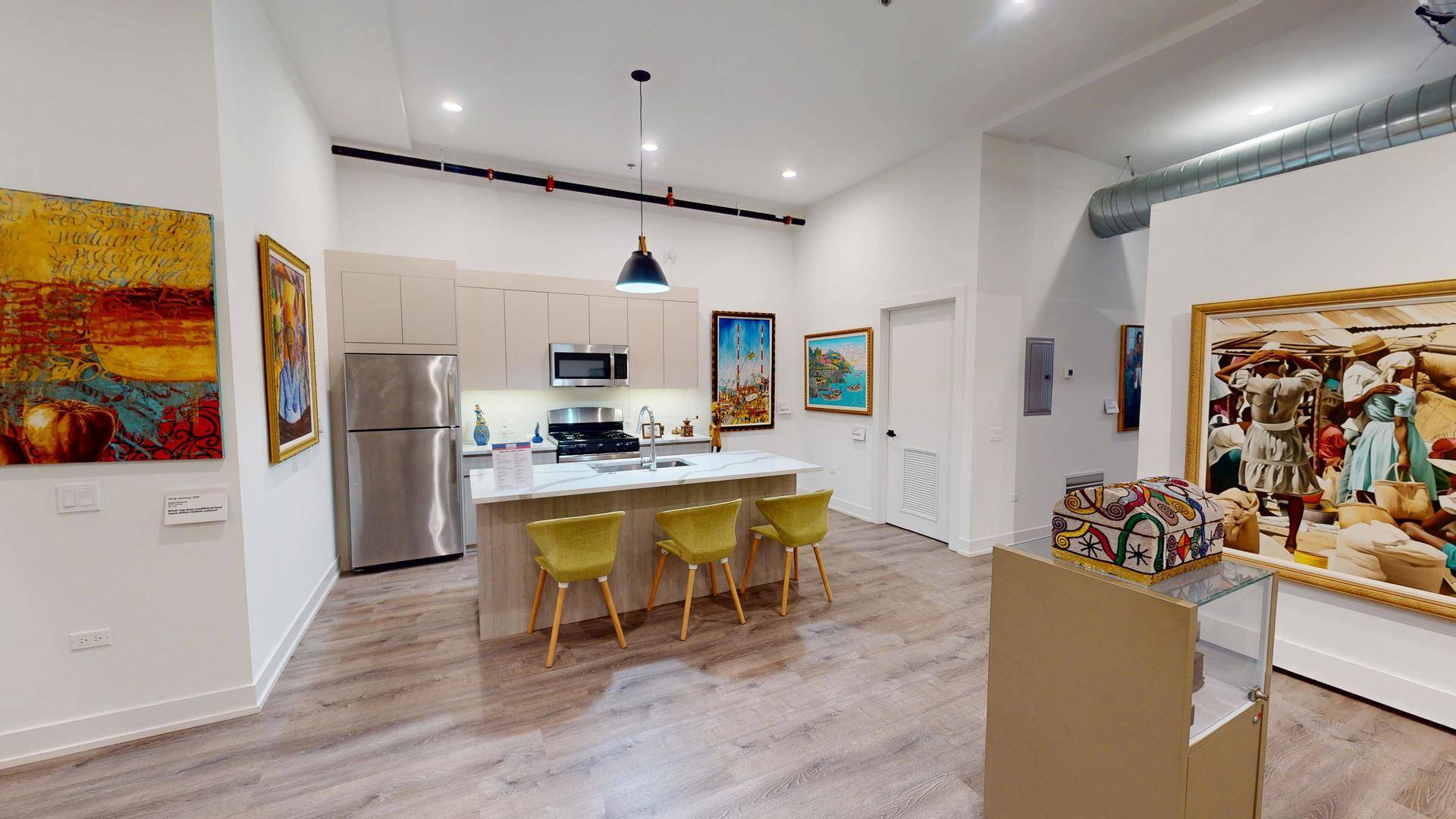 4410 N Clark ST, Chicago, IL 60640