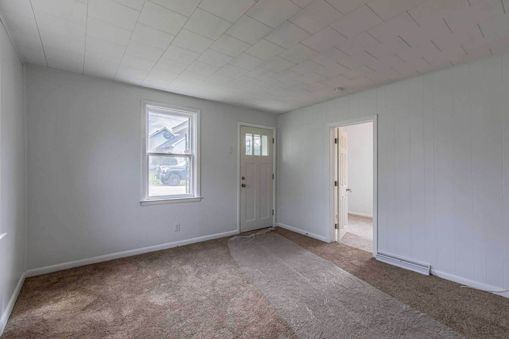 512 W Chestnut ST, Dalzell, IL 61320