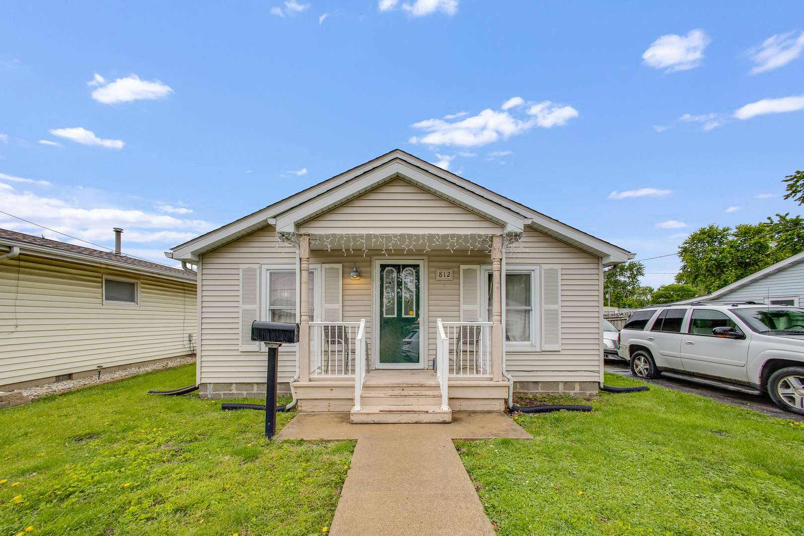 812 E Pembroke ST, Tuscola, IL 61953