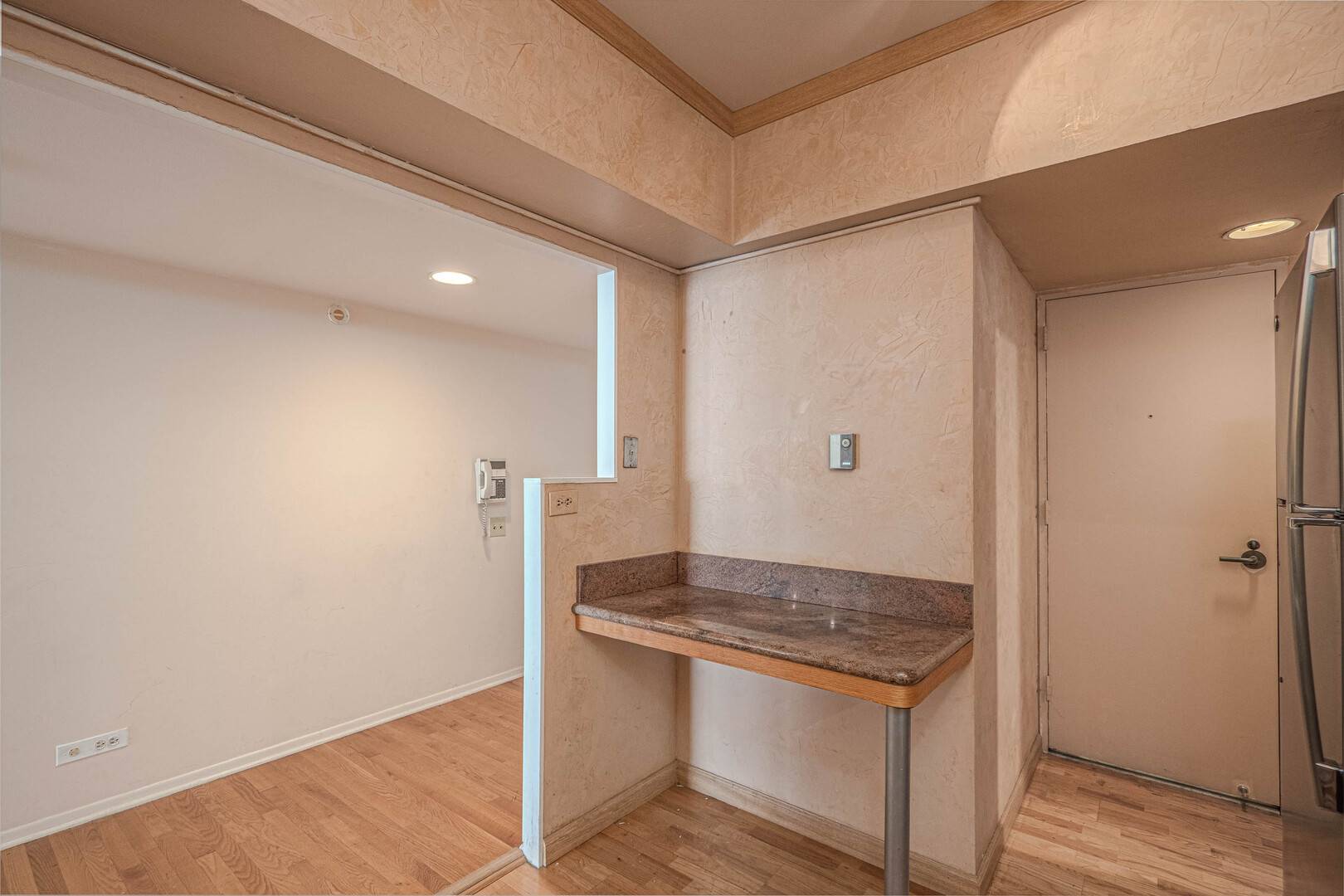 175 E Delaware PL #5809, Chicago, IL 60611