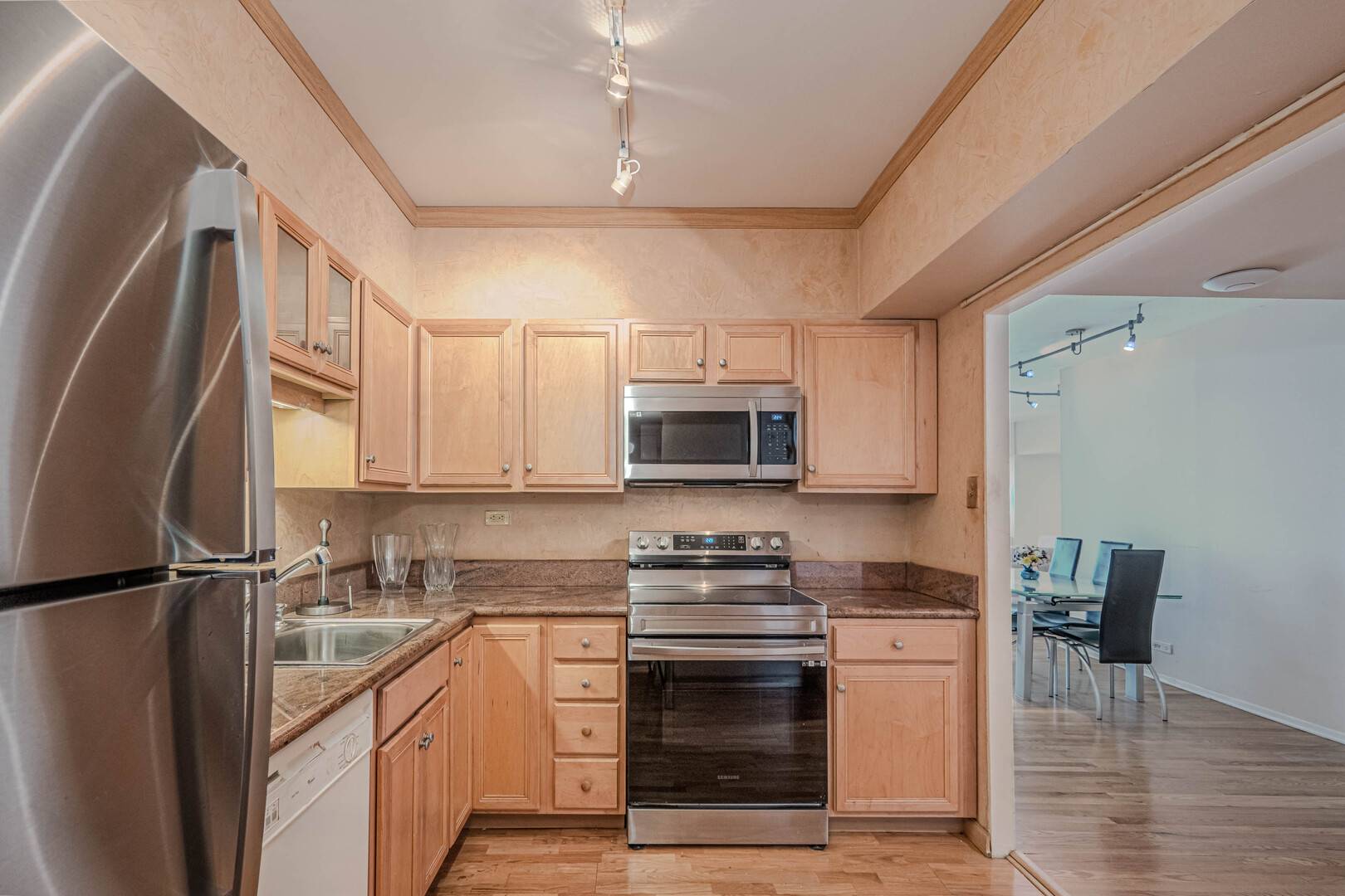 175 E Delaware PL #5809, Chicago, IL 60611