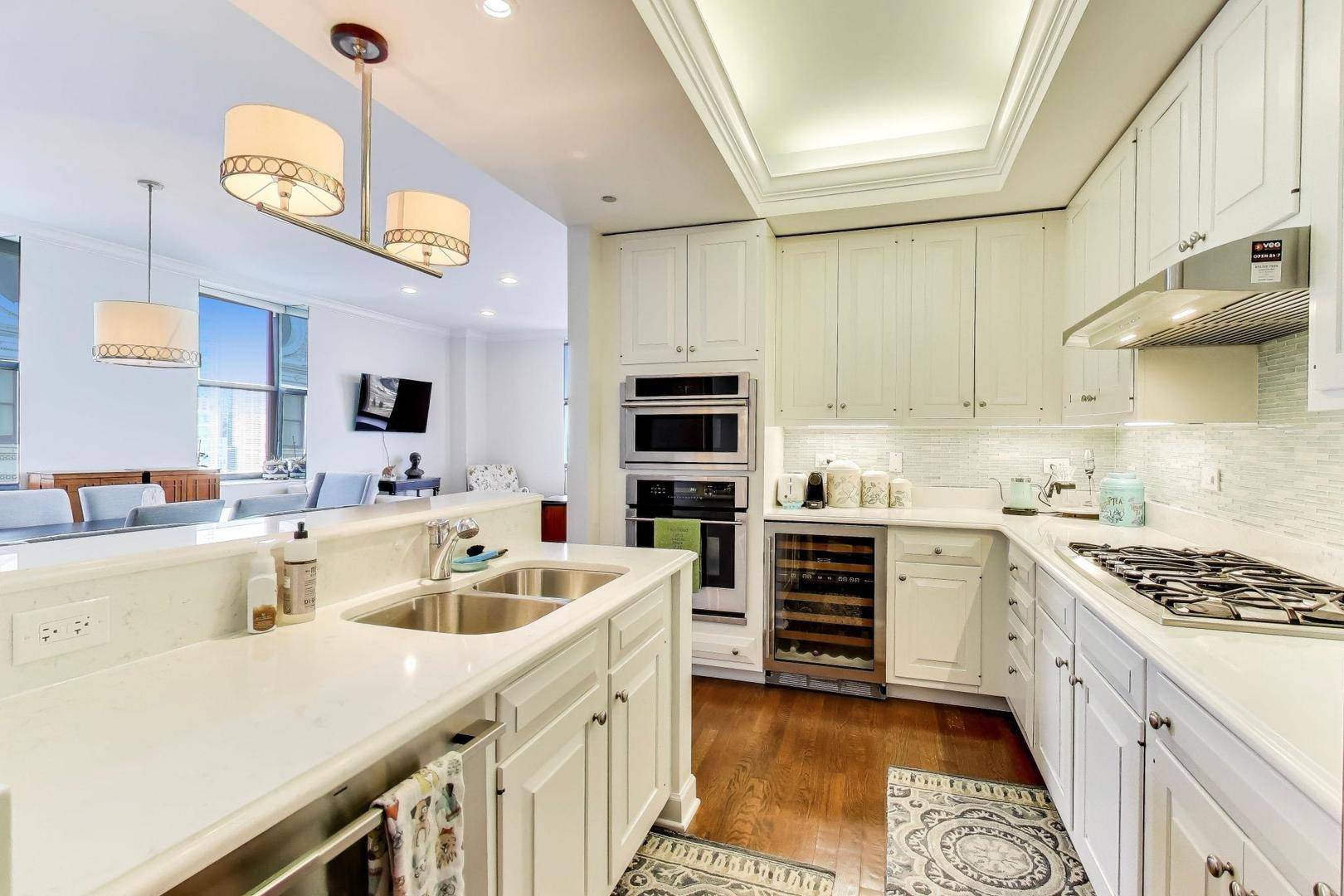 310 S Michigan AVE #1700, Chicago, IL 60604