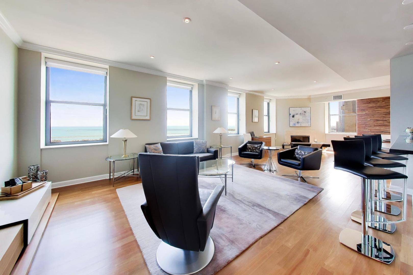 310 S MICHIGAN AVE #1705, Chicago, IL 60604