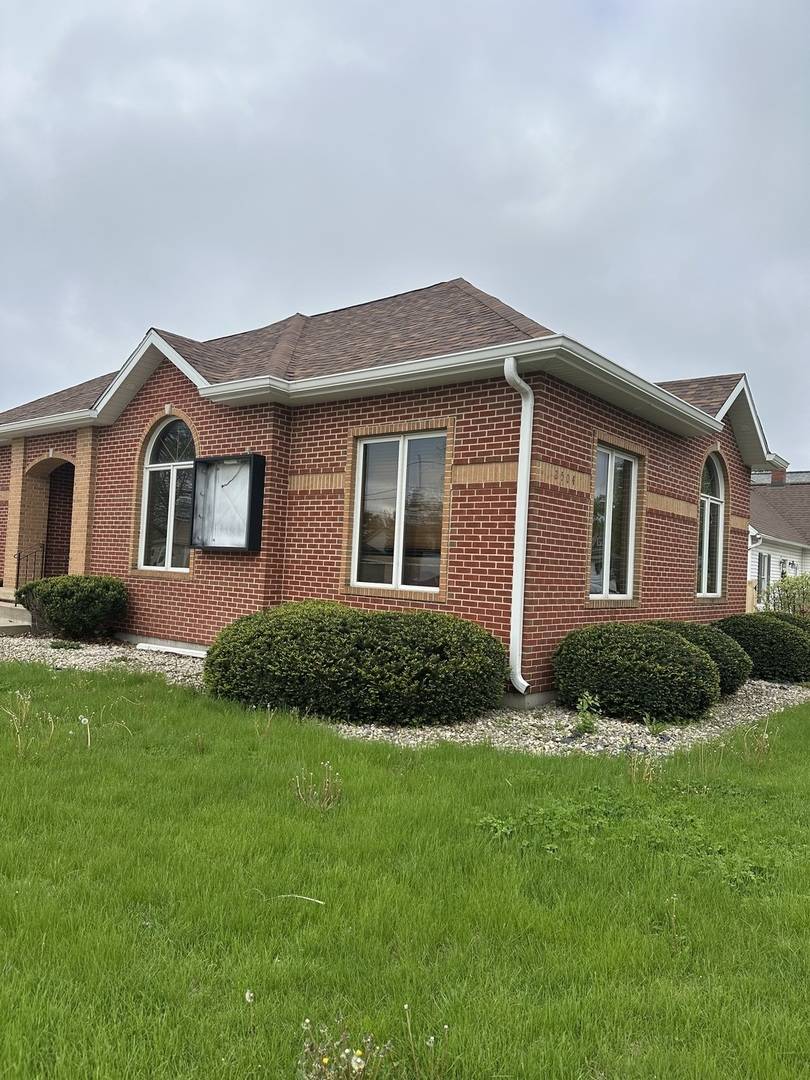 2504 4th ST, Peru, IL 61354
