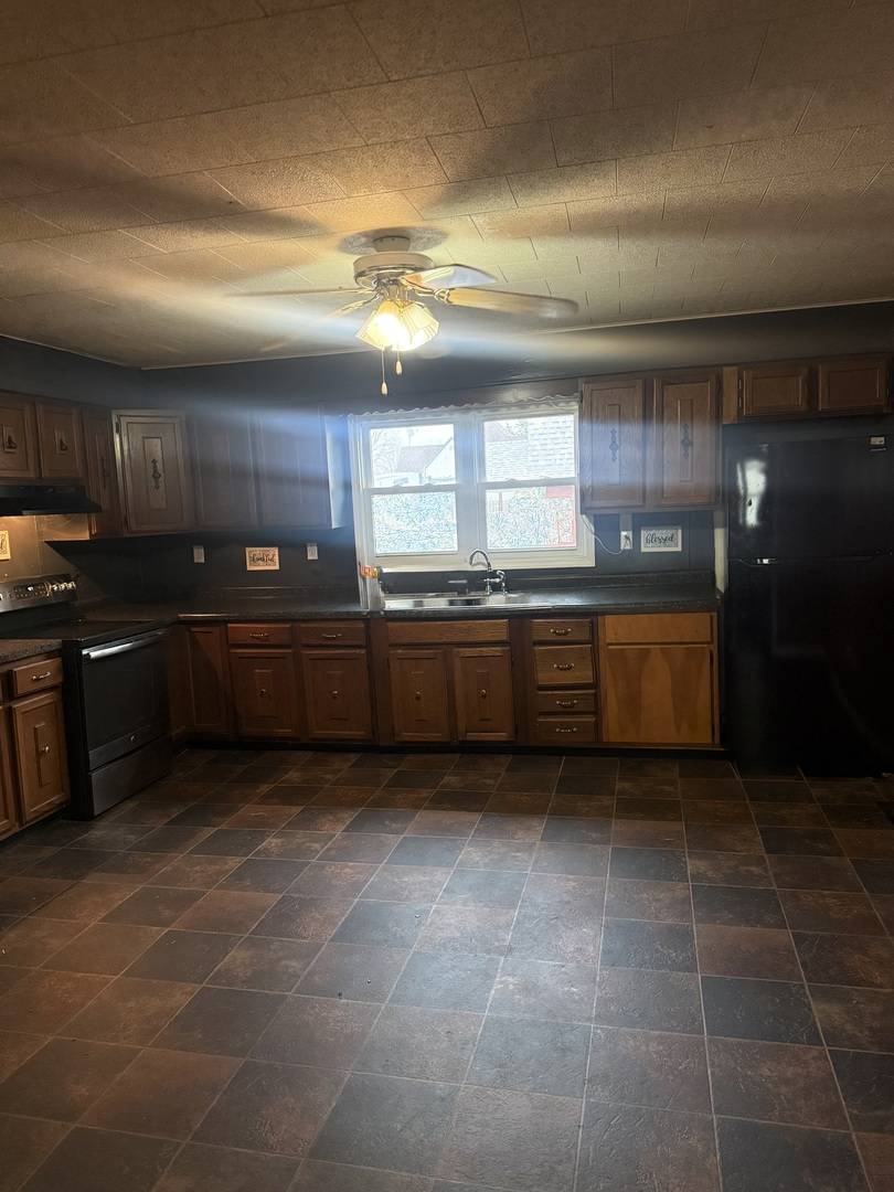 312 E 11th ST, Georgetown, IL 61846