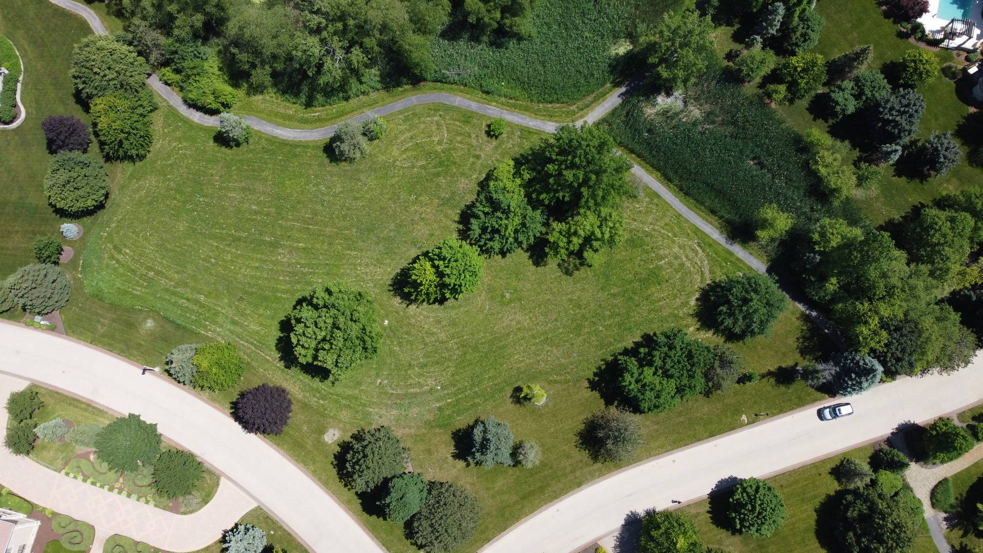 11 Brooke LN, South Barrington, IL 60010