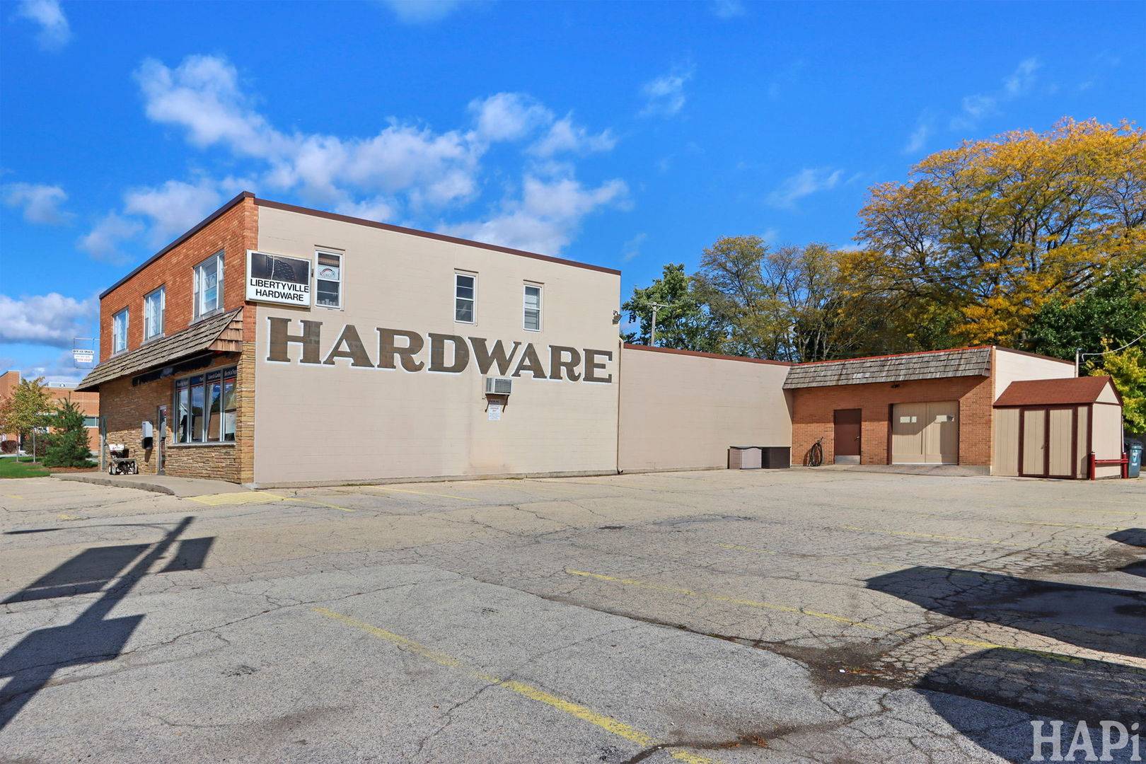 426 S Milwaukee AVE, Libertyville, IL 60048