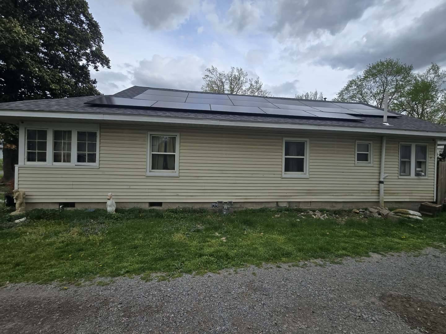 208 W Bryan ST, Herrin, IL 62948