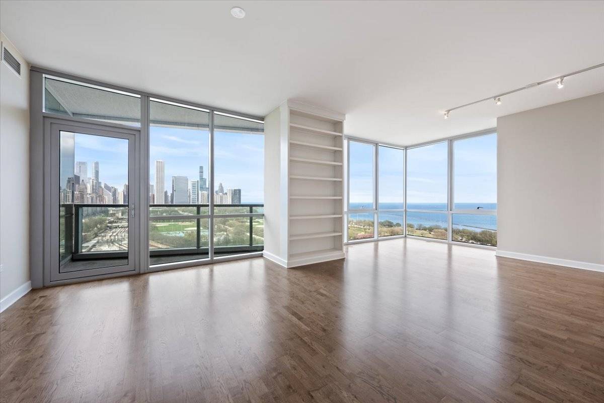 1201 S Prairie AVE #1703, Chicago, IL 60605