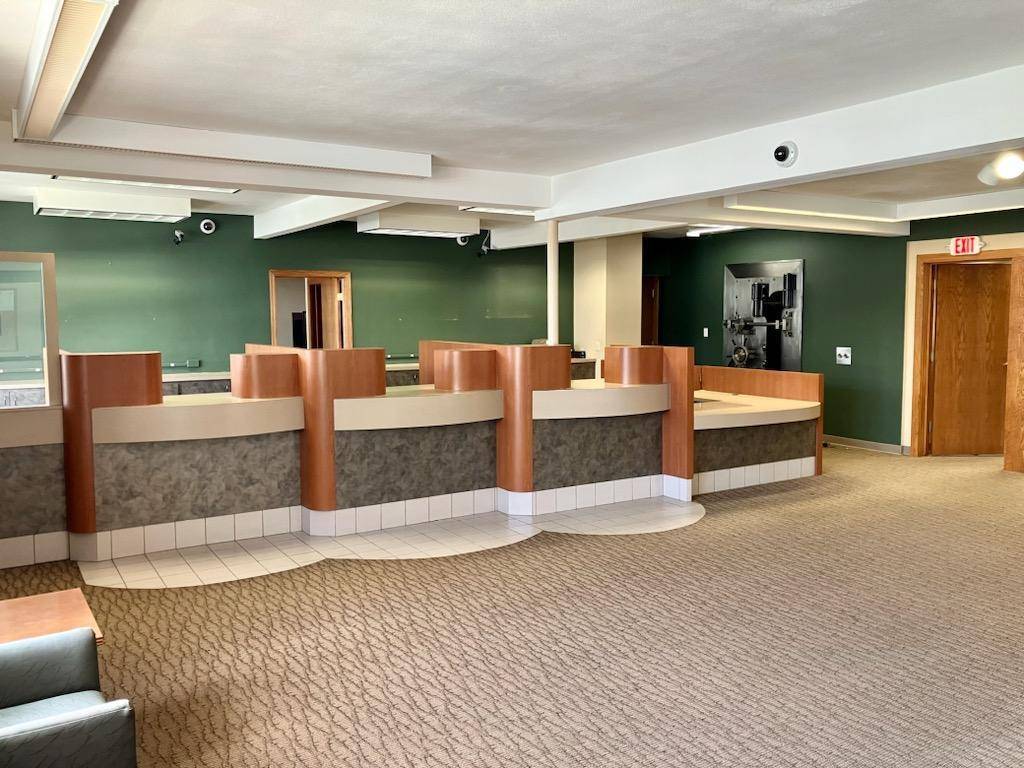 109 N State ST, Poplar Grove, IL 61065