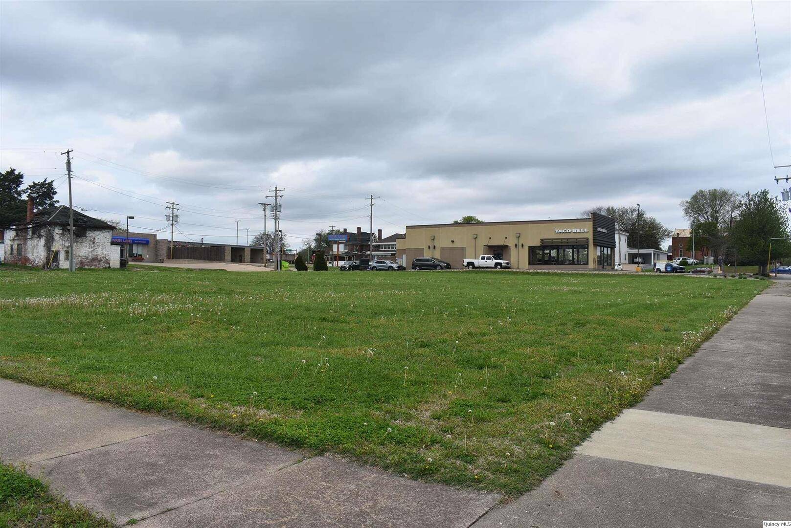 839 Vermont St, Quincy, IL 62301