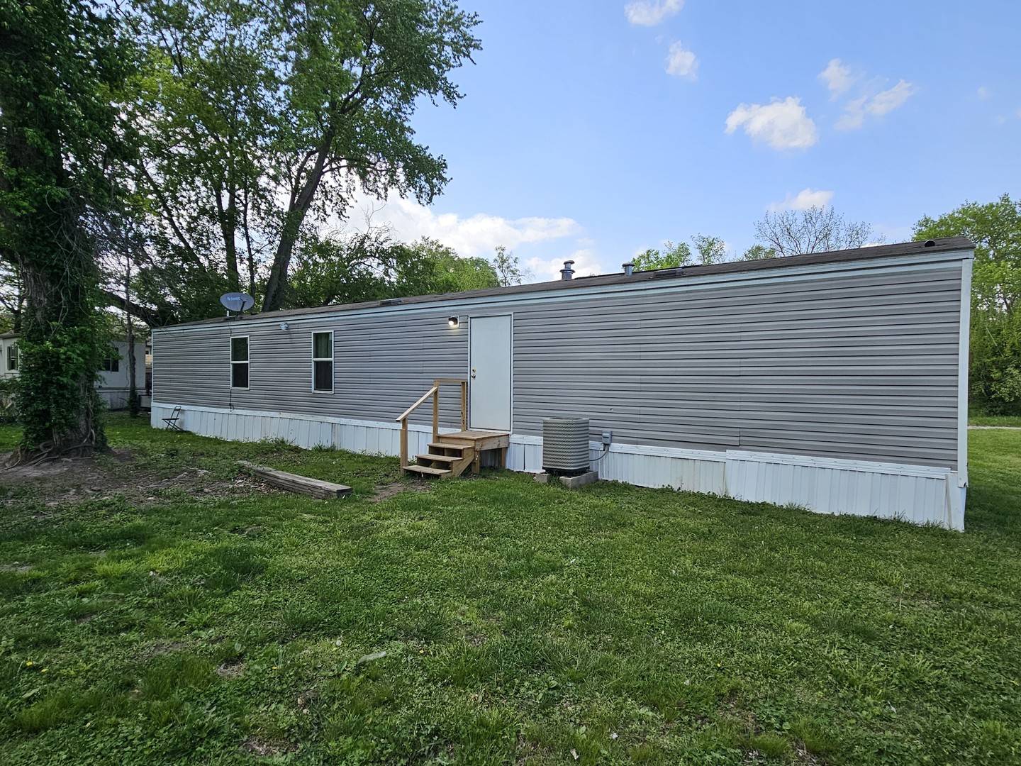 309 Caborn ST, Mt Vernon, IL 62864
