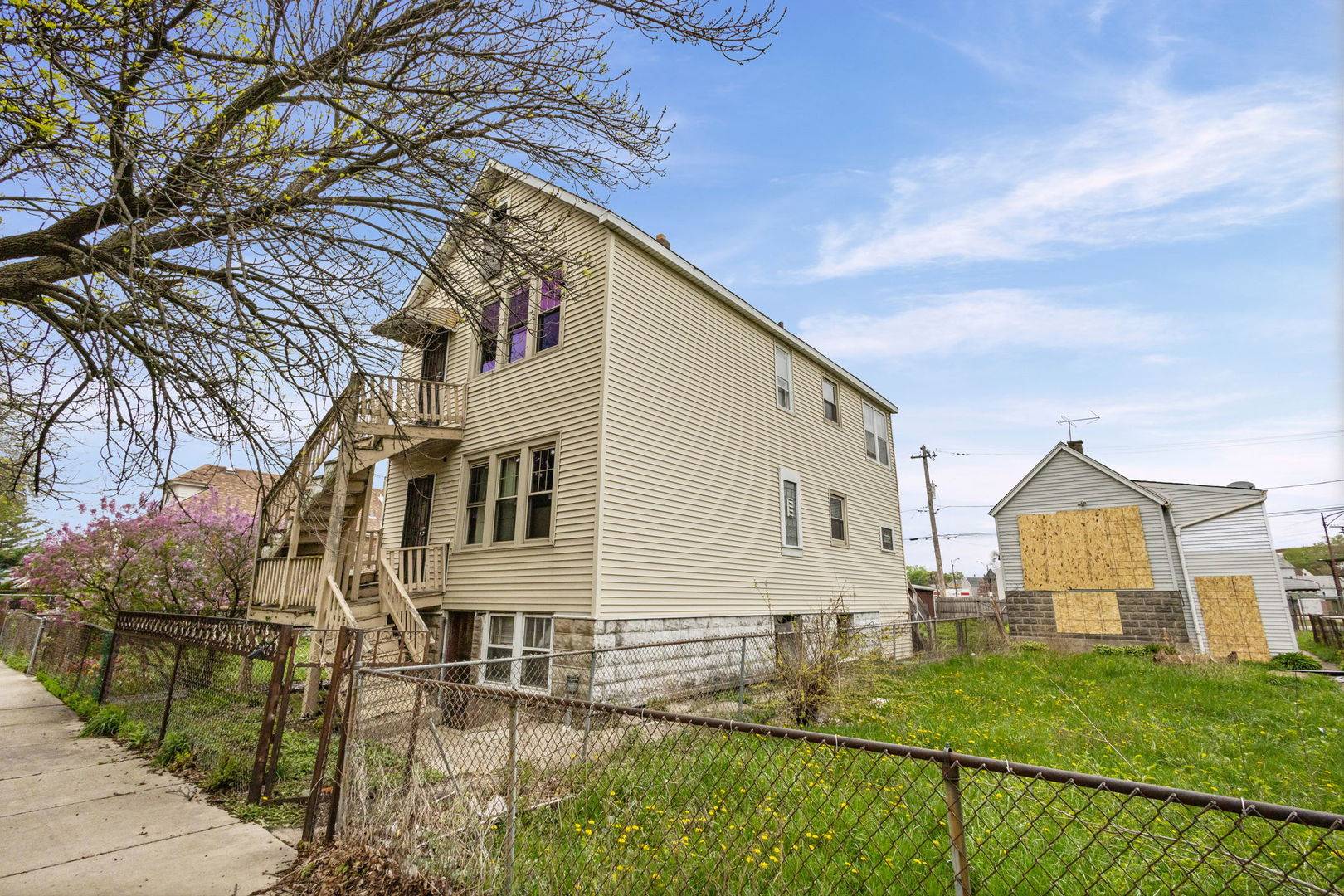 8405 S Baltimore AVE, Chicago, IL 60617