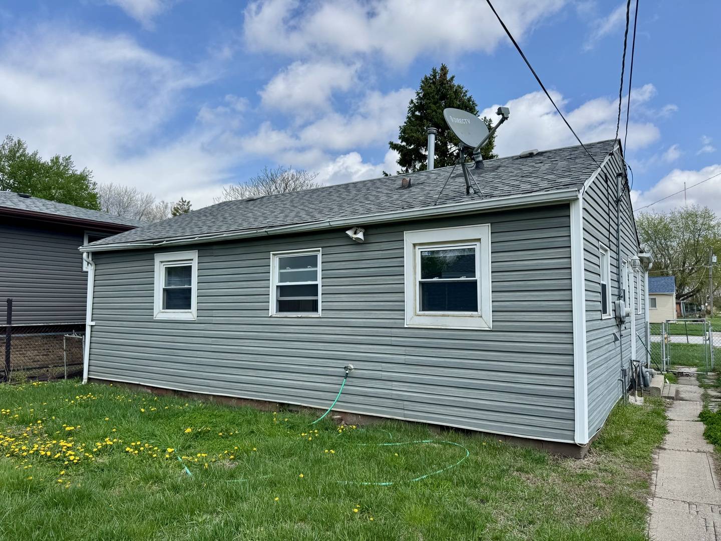 14056 S Marquette AVE, Burnham, IL 60633