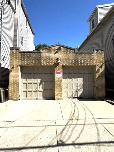2742 N Kenmore AVE, Chicago, IL 60614