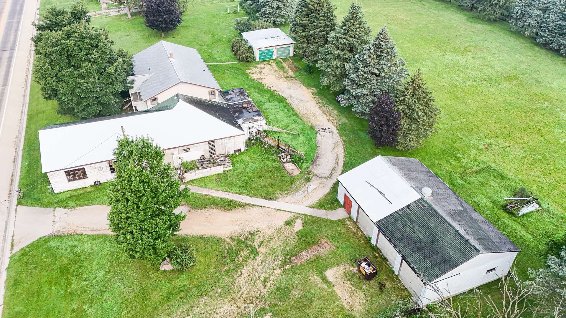 7916 W Pines RD, Polo, IL 61064