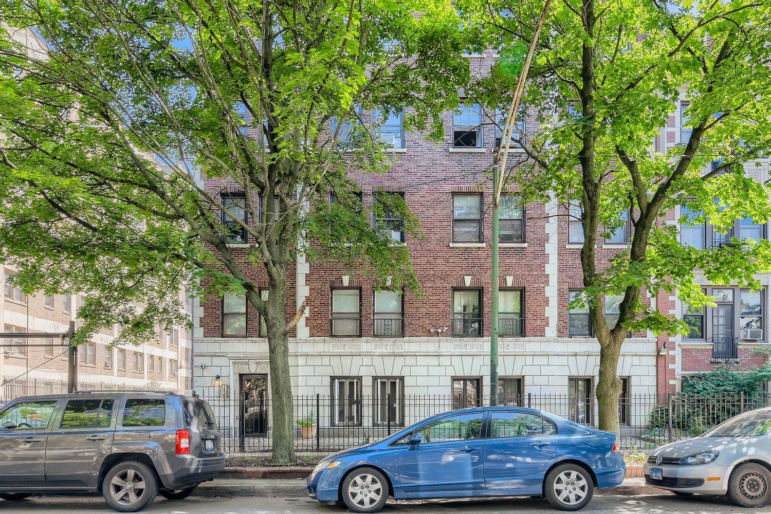 5135 S Kenwood AVE #607, Chicago, IL 60615