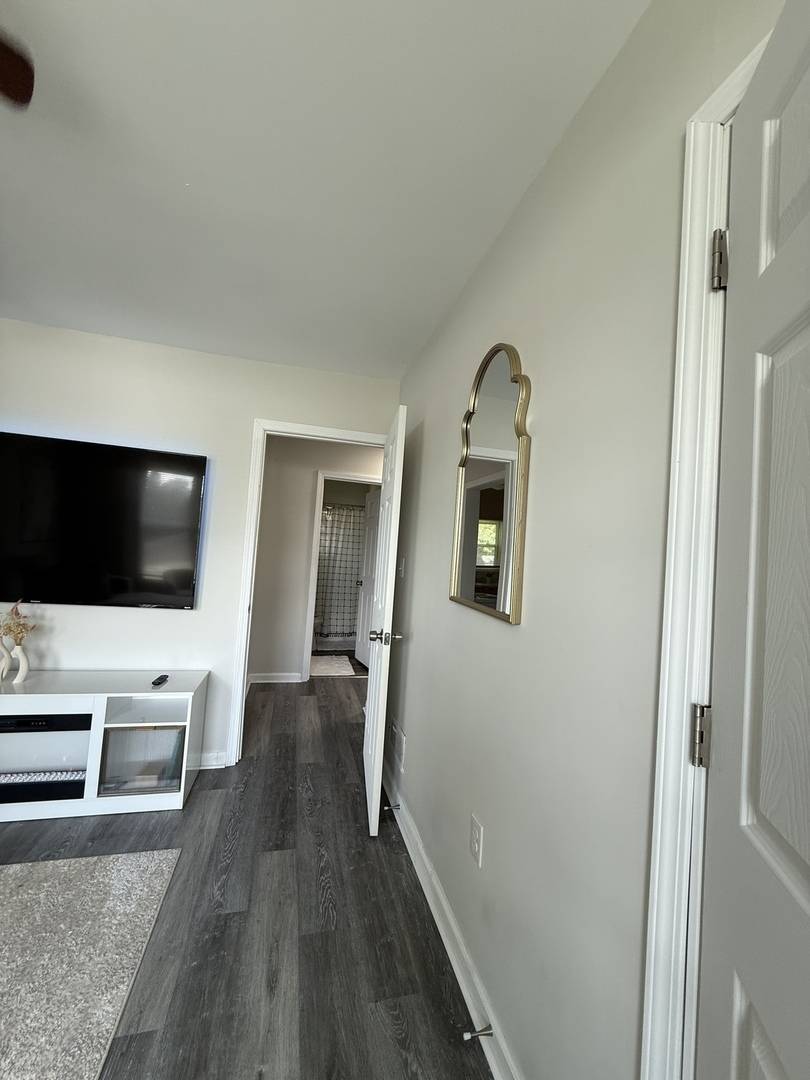 18 N Jefferson AVE, Amboy, IL 61310