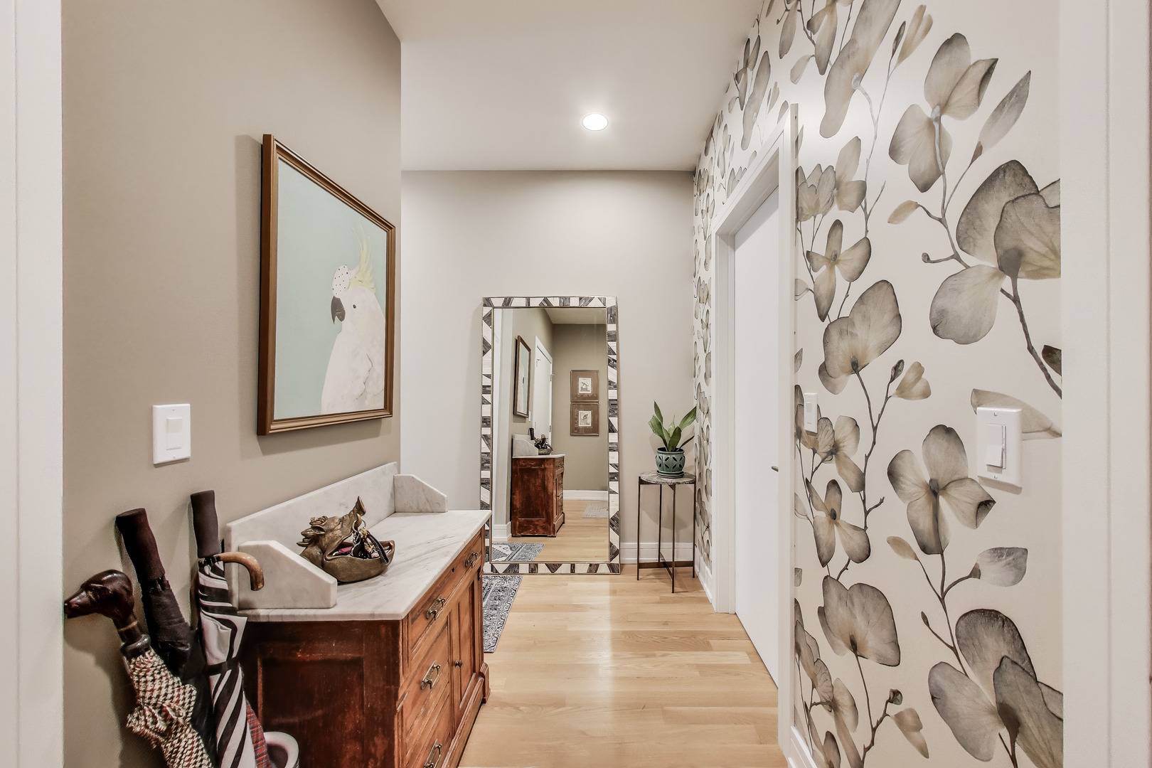 1346 W Sunnyside AVE #2A, Chicago, IL 60640