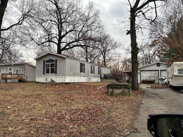 705 E mesa CT, Godley, IL 60407