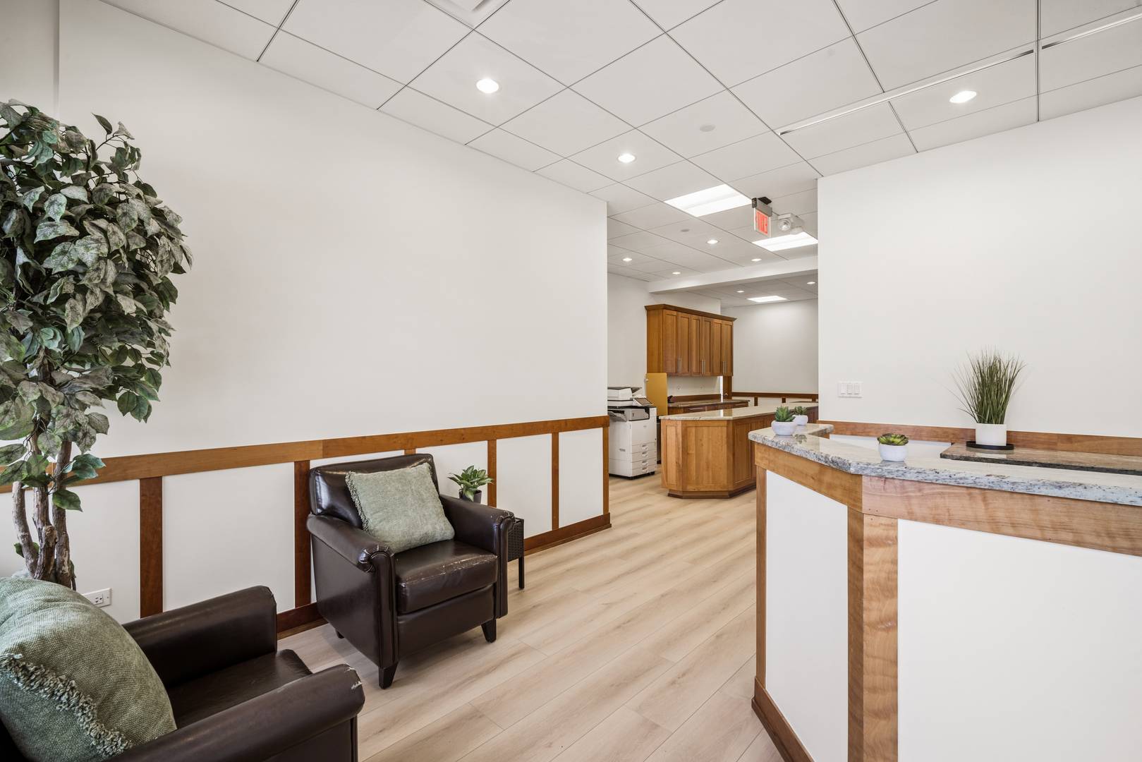 1416 Techny RD, Northbrook, IL 60062